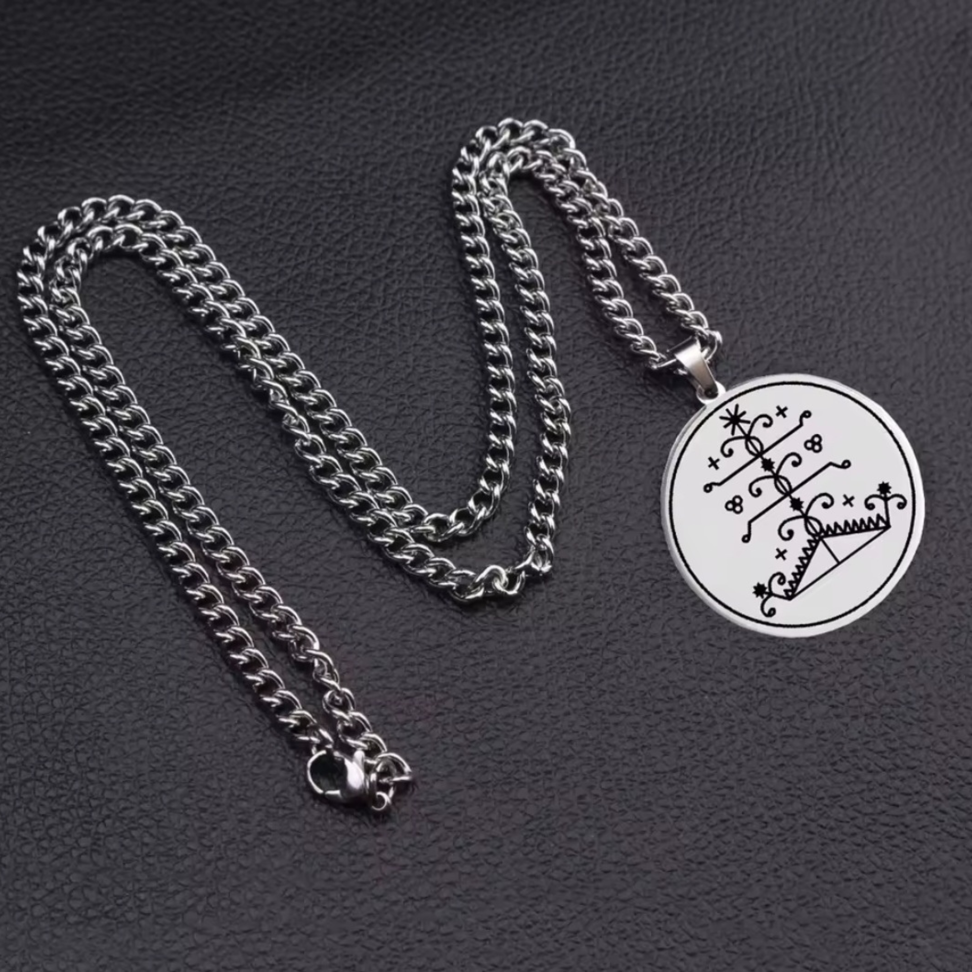 Ogou Feray Necklace 35 MM