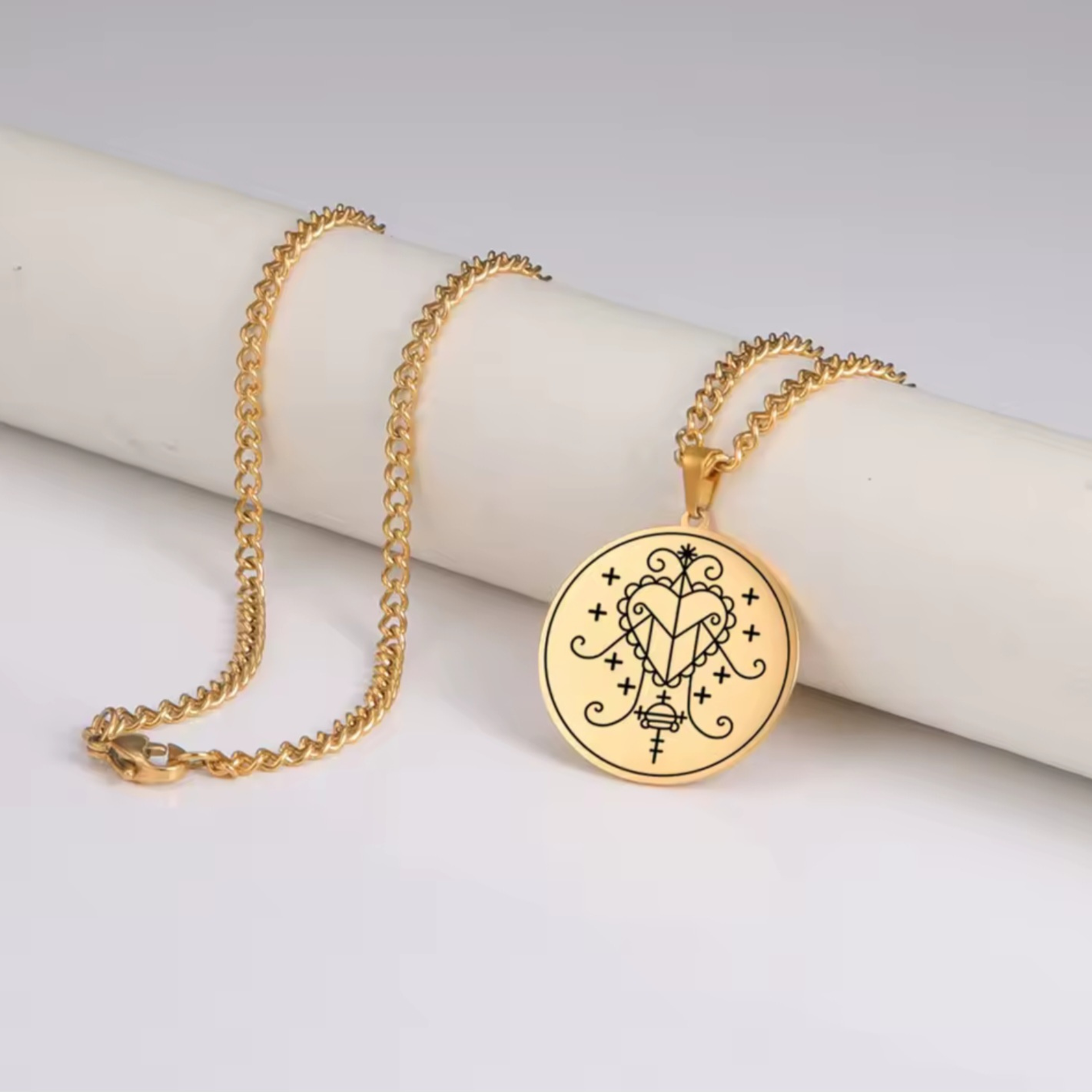 Gold Erzulie Freda Necklace 